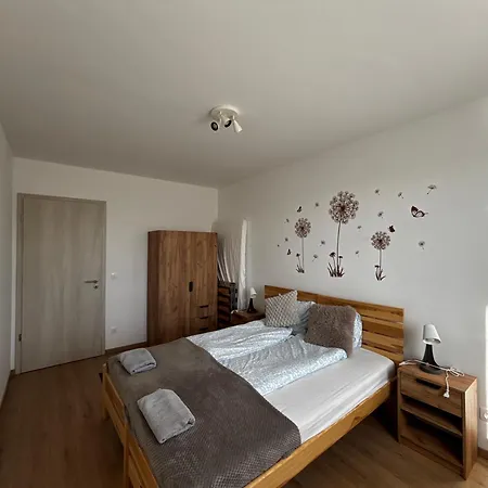 519 Family 2 Near By Heroes Square With Free Garage Apartamento *