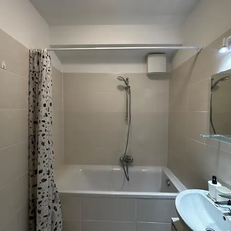 Appartement 519 Family 2 Near By Heroes Square With Free Garage Boedapest